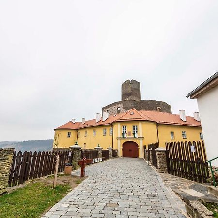 Penzion Hradu Svojanov Svojanov  Buitenkant foto